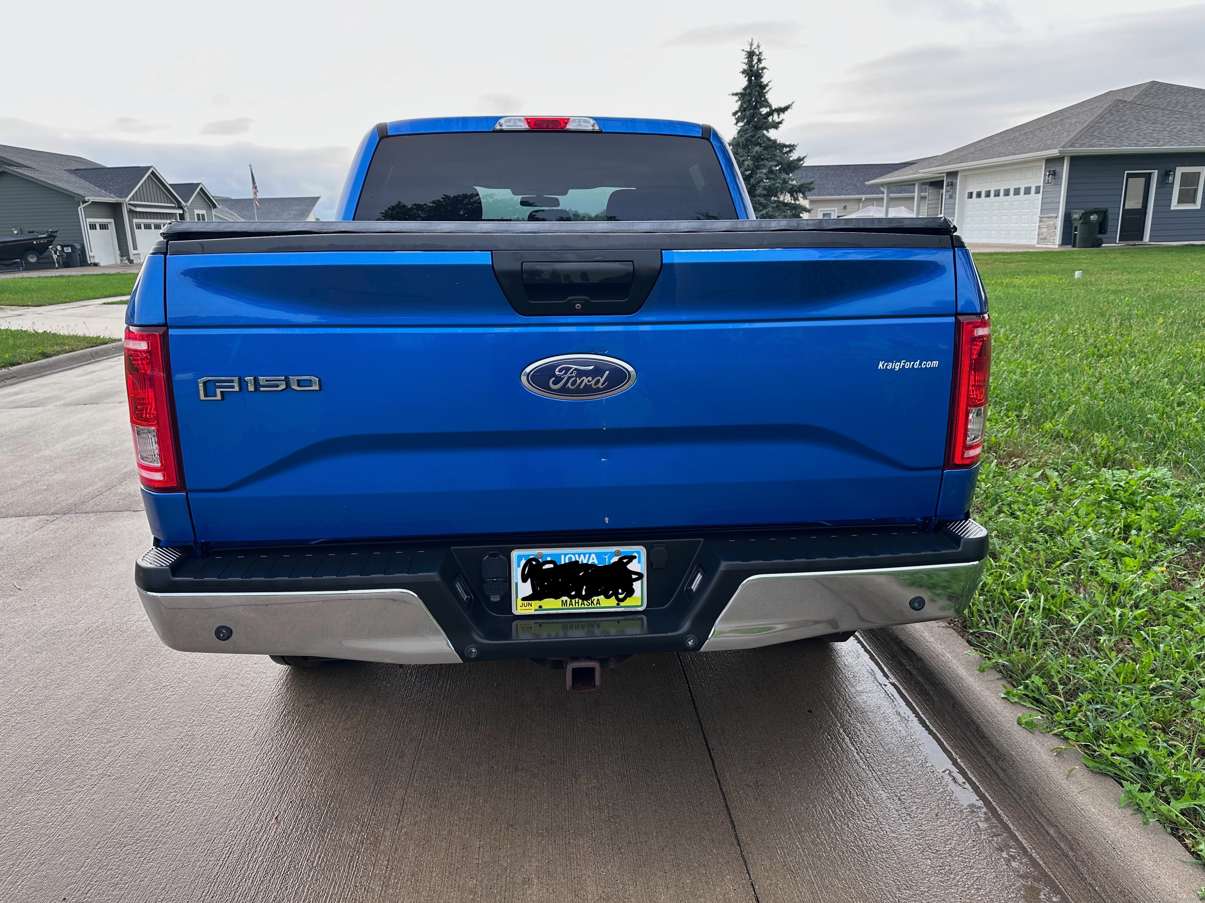 Used 2015 Ford F150 XLT AWD/4WD image 10