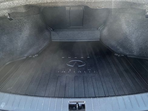 Used 2018 INFINITI Q50 Luxe w/ Essential Package (3.0T Luxe) AWD/4WD image 26