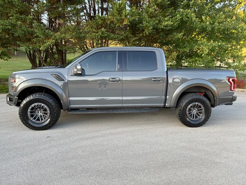 Used 2020 Ford F150 Raptor w/ Equipment Group 802A Luxury AWD/4WD image 1