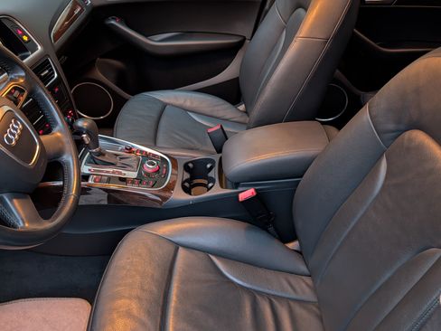 Used 2011 Audi Q5 2.0T Premium Plus image 19