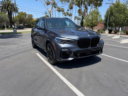 Used 2021 BMW X5 xDrive40i w/ M Sport Package AWD/4WD image 1