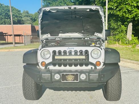 Used 2013 Jeep Wrangler Rubicon w/ PWR Convenience Group AWD/4WD image 12