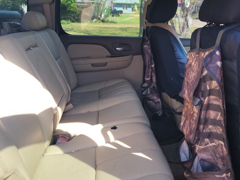 Used 2011 GMC Sierra 1500 SLT w/ Skid Plate Package image 5