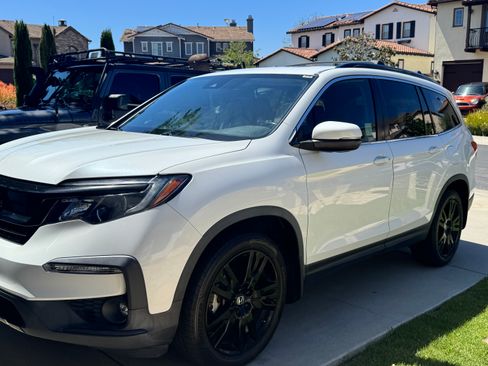 Used 2021 Honda Pilot Special Edition image 1