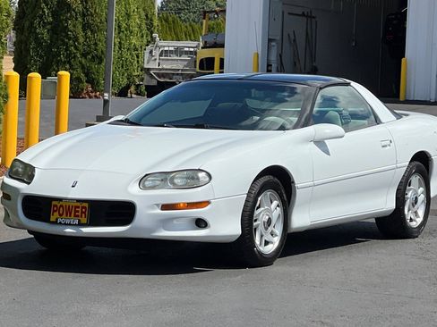 Used 2002 Chevrolet Camaro LT w/ Preferred Equipment Group 1 image 1