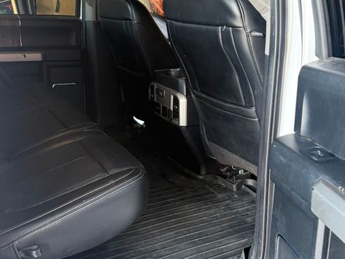 Used 2019 Ford F150 Lariat w/ Equipment Group 501A Mid image 14