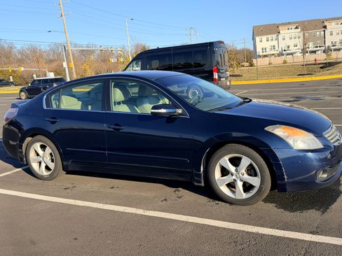 Used 2007 Nissan Altima 3.5 SE w/ Technology Pkg image 26