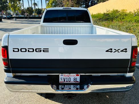Used 1999 Dodge Ram 2500 Truck 4x4 Quad Cab image 6