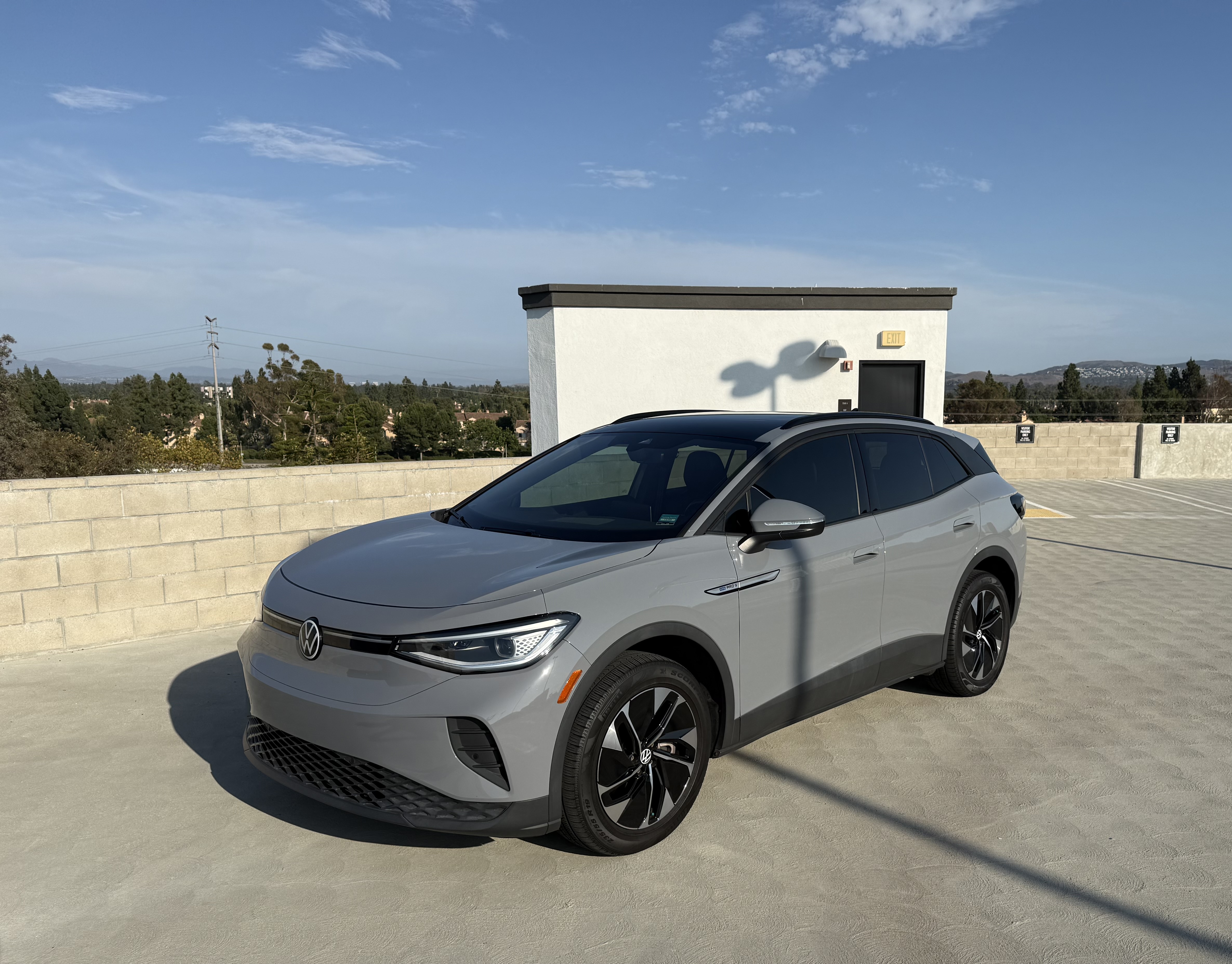 Used 2022 Volkswagen ID.4 Pro S AWD/4WD image 1