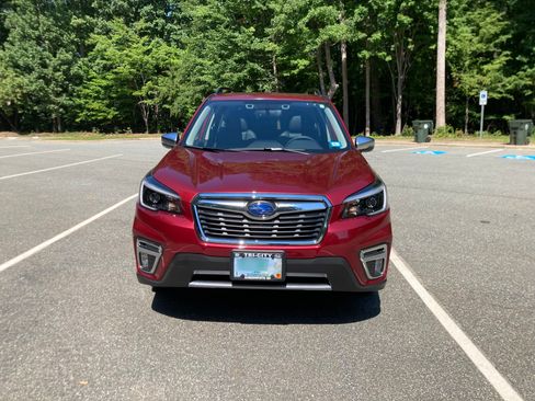 Used 2021 Subaru Forester Touring AWD/4WD image 10