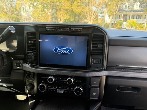 Used 2024 Ford F350 Platinum w/ Tremor Off-Road Package image 13