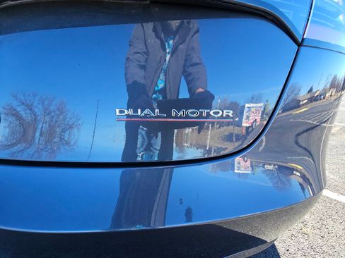 Used 2023 Tesla Model 3 Performance image 8