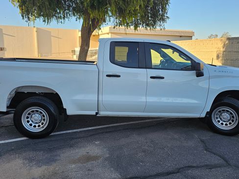 Used 2024 Chevrolet Silverado 1500 W/T w/ WT Value Package image 8