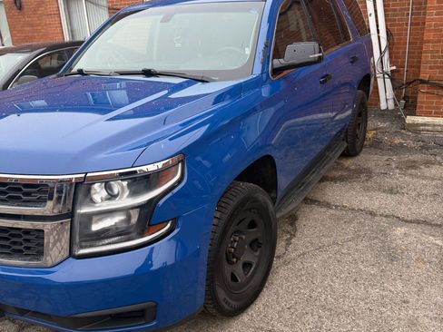 Used 2018 Chevrolet Tahoe 4WD w/ Remote Keyless Entry Package image 7