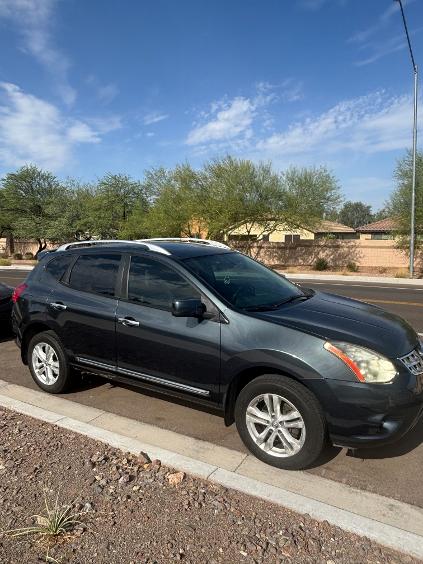 Used 2013 Nissan Rogue SV w/ Premium Pkg AWD/4WD image 10