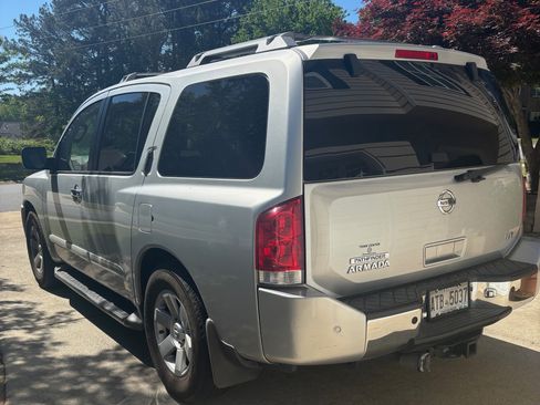Used 2004 Nissan Armada LE w/ (SR2) Sunroof Pkg (LE) image 4