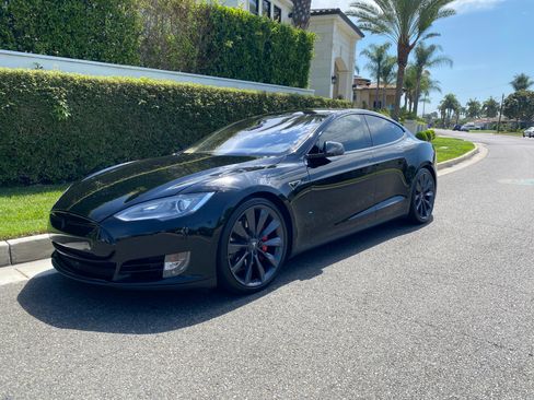 Used 2015 Tesla Model S P85D image 5