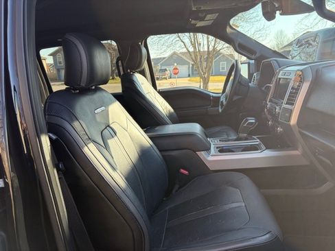 Used 2016 Ford F150 Platinum w/ Technology Package image 4