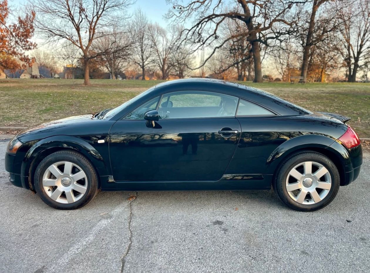 Used 2003 Audi TT 1.8T FWD image 10