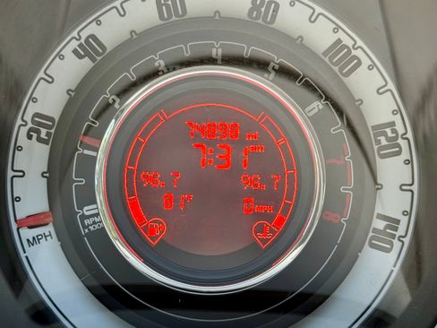 Used 2012 FIAT 500 Pop FWD image 12