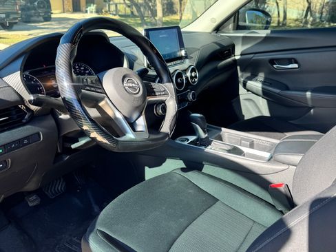 Used 2024 Nissan Sentra SV image 8