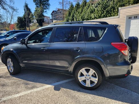 Used 2007 Toyota RAV4 Sport image 9
