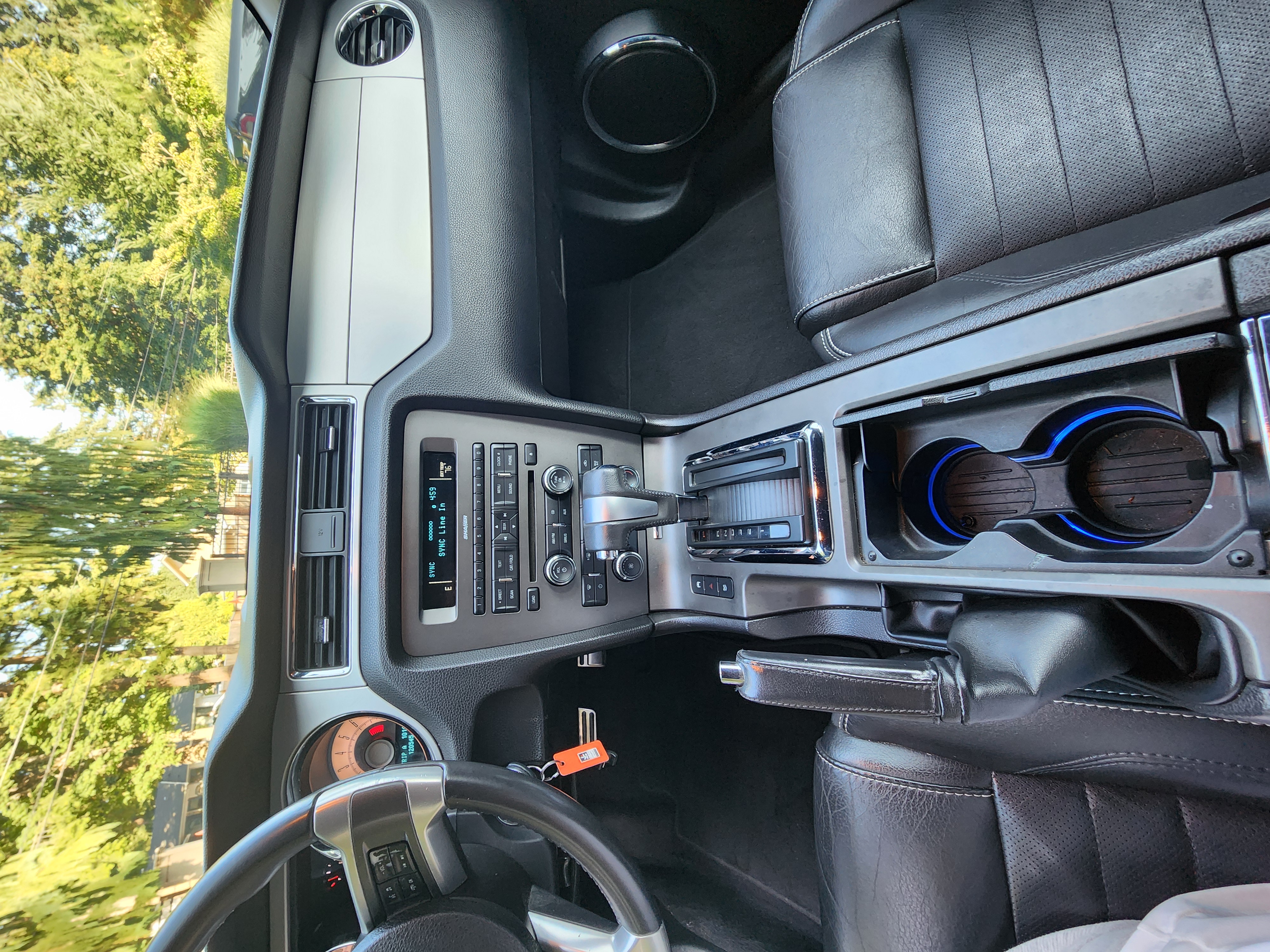 Used 2010 Ford Mustang GT RWD image 15