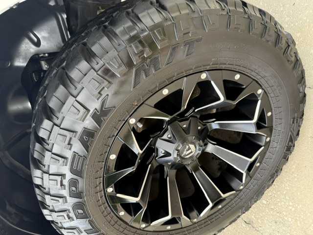 Used 2019 RAM 1500 Laramie RWD image 12