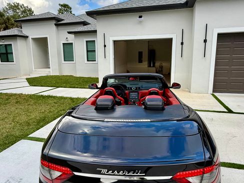 Used 2018 Maserati GranTurismo Sport image 15