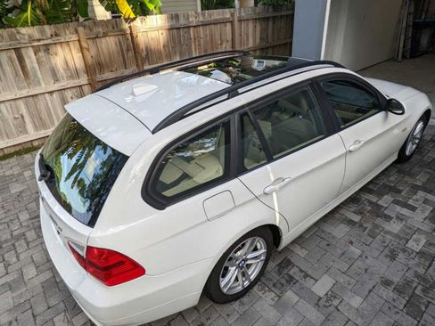 Used 2008 BMW 328xi Wagon image 10