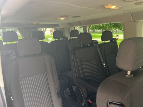 Used 2017 Ford Transit 350 XLT RWD image 10