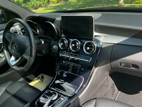 Used 2016 Mercedes-Benz C 300 4MATIC Sedan image 11
