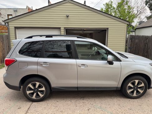 Used 2018 Subaru Forester 2.5i Premium AWD/4WD image 5
