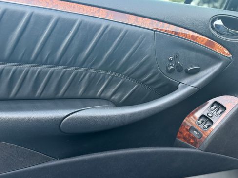 Used 2007 Mercedes-Benz CLK 63 AMG CLK 63 AMG Cabriolet 2D image 10