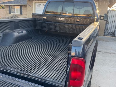 Used 2001 Ford F350 2WD Crew Cab Super Duty image 4