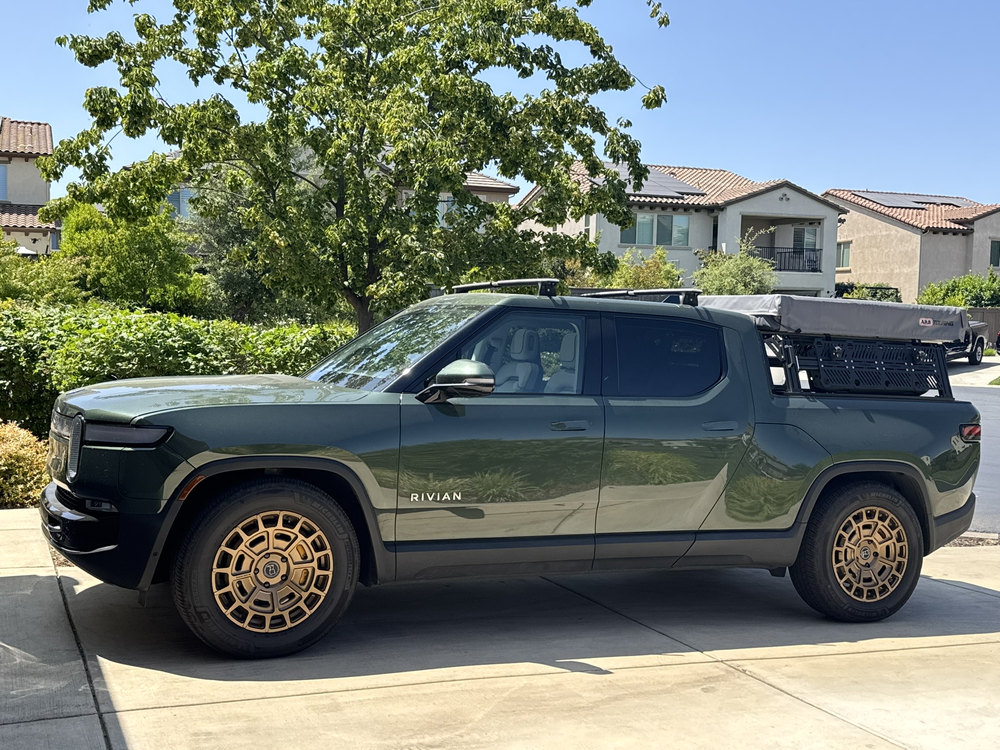 Used 2022 Rivian R1T Adventure AWD/4WD image 6
