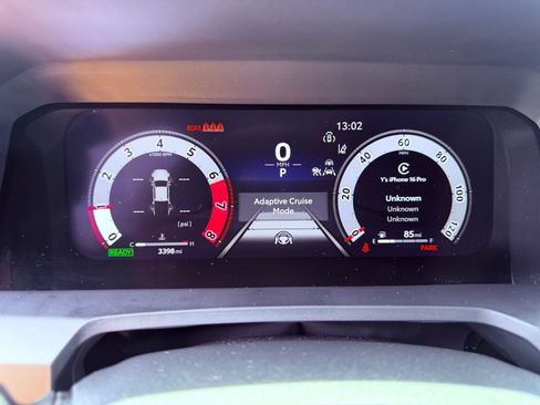 Used 2025 Toyota Tacoma TRD Pro AWD/4WD image 6