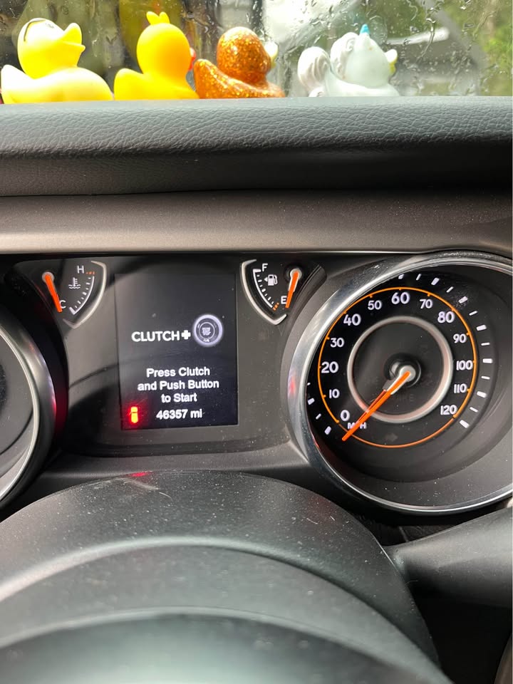 Used 2020 Jeep Wrangler Sport AWD/4WD image 10