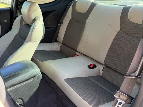 Used 2013 Hyundai Genesis 2.0T image 2