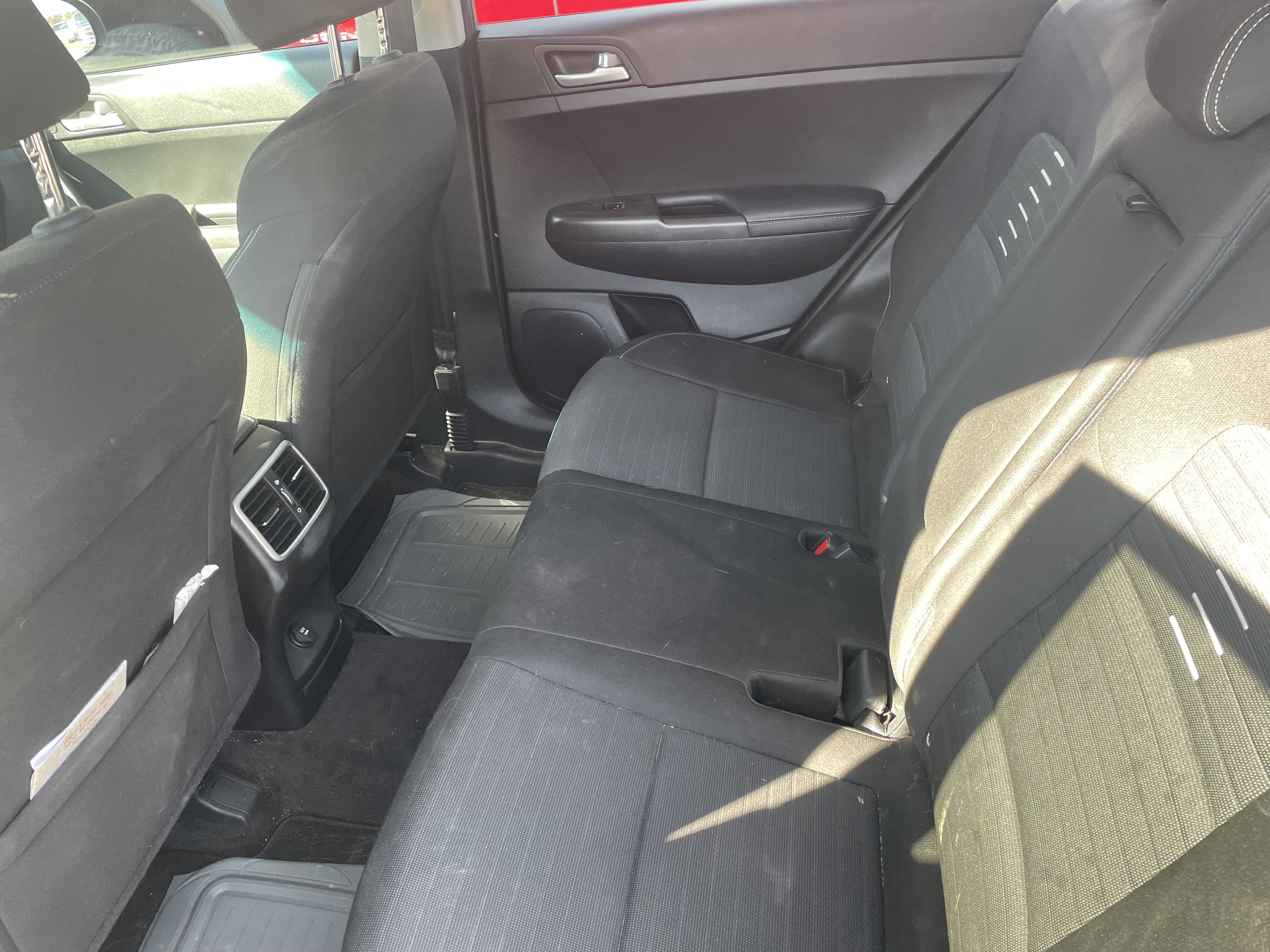 Used 2018 Kia Sportage LX AWD/4WD image 5