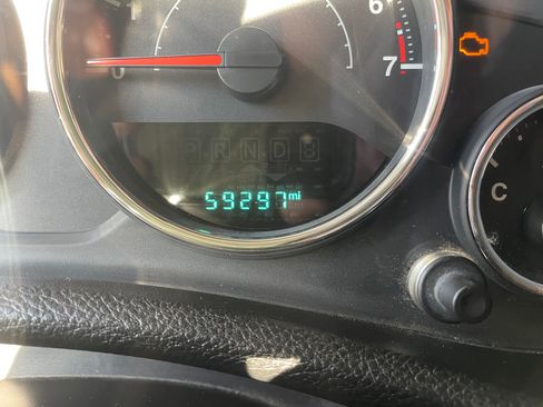 Used 2015 Jeep Wrangler Unlimited Rubicon AWD/4WD image 14