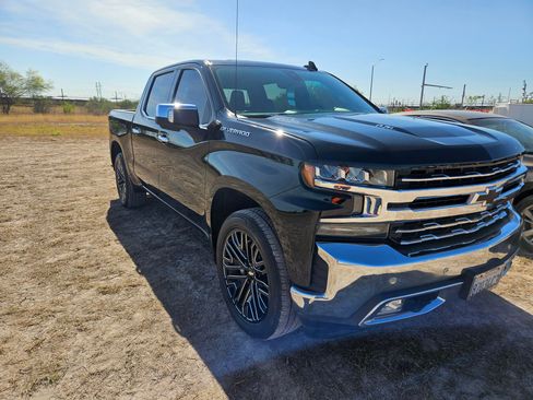 Used 2020 Chevrolet Silverado 1500 LTZ w/ LTZ Plus Package image 6