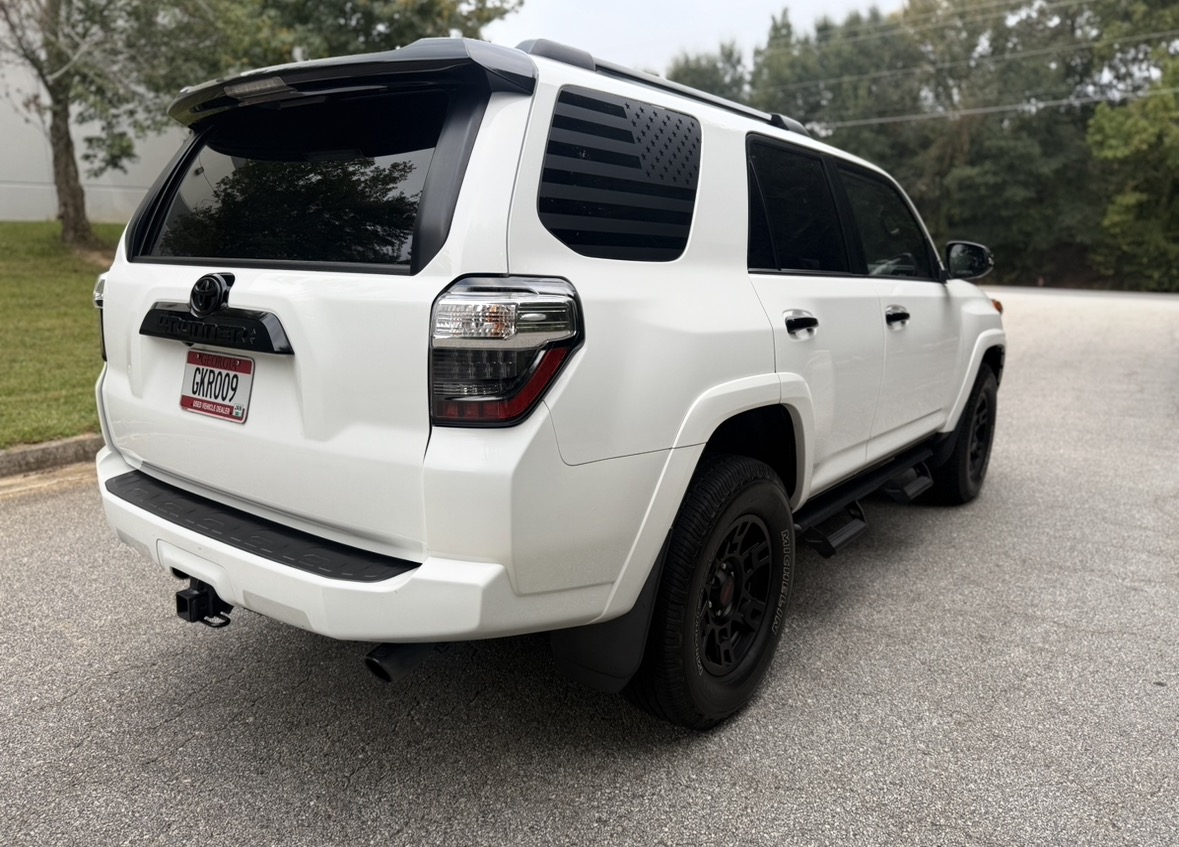 Used 2021 Toyota 4Runner Venture w/ Moonroof Package AWD/4WD image 8