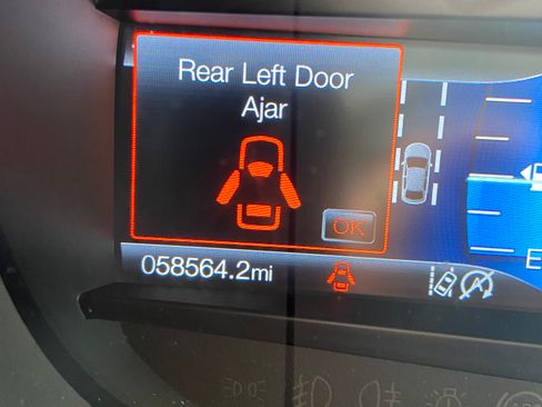 Used 2020 Ford Edge Titanium w/ Equipment Group 301A image 20