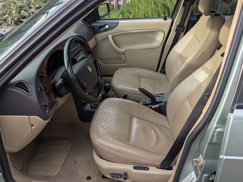 Used 2001 Saab 9-3 SE image 6