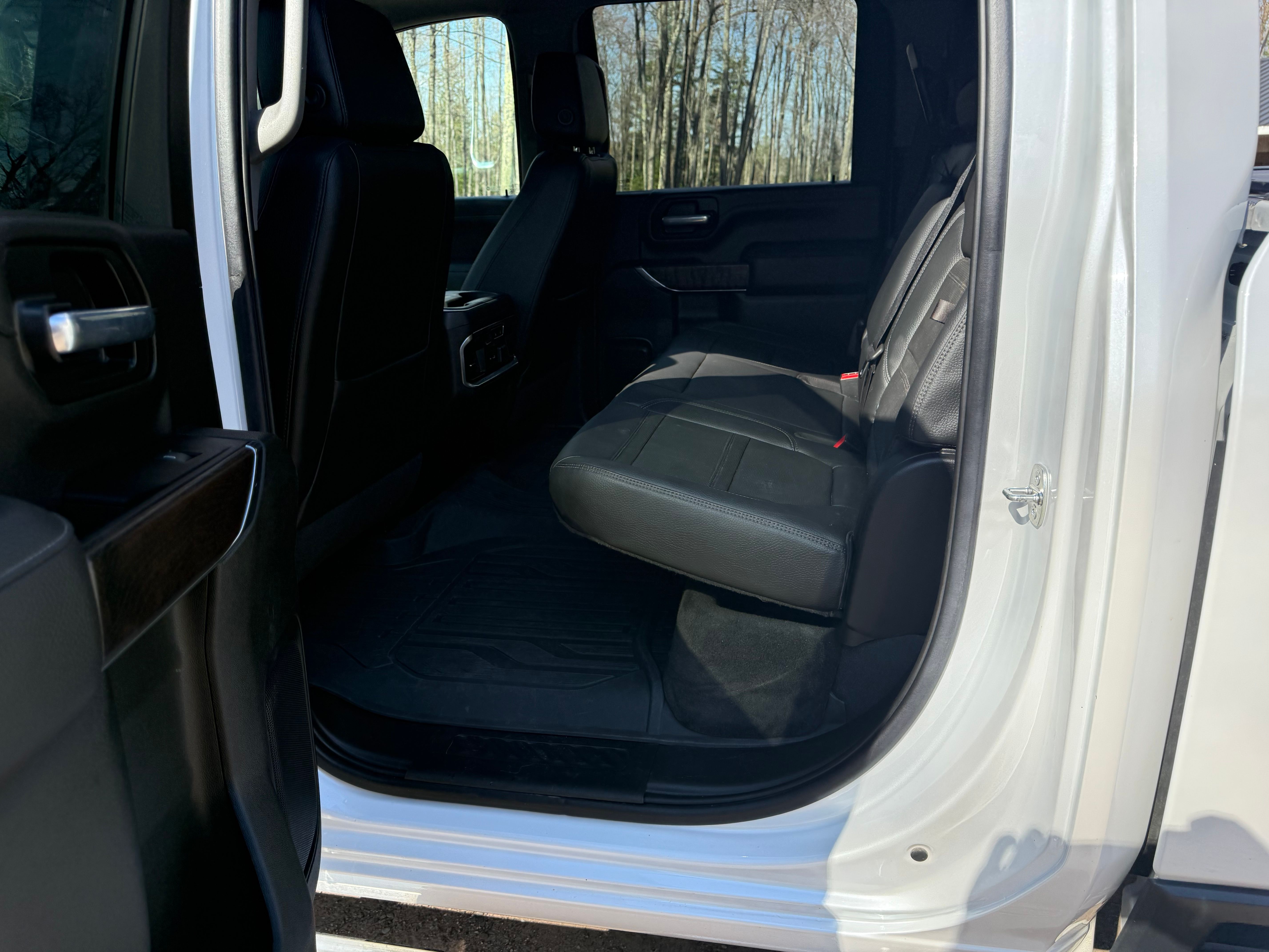 Used 2023 GMC Sierra 3500 Denali w/ Denali Ultimate Package AWD/4WD image 13