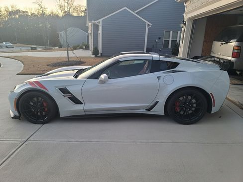 Used 2018 Chevrolet Corvette Grand Sport image 1