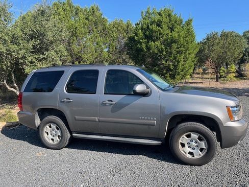 Used 2007 Chevrolet Tahoe LT w/ LT Preferred Equipment Group image 4