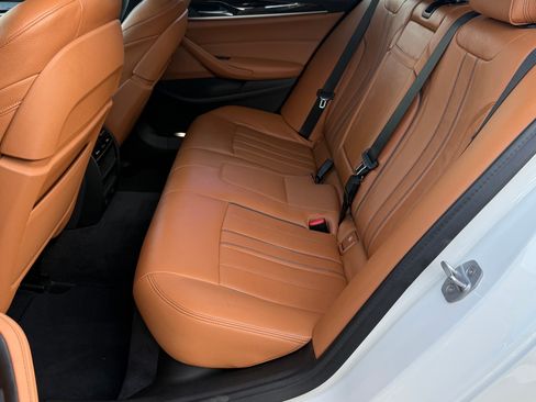 Used 2019 BMW 530i w/ Convenience Package image 15