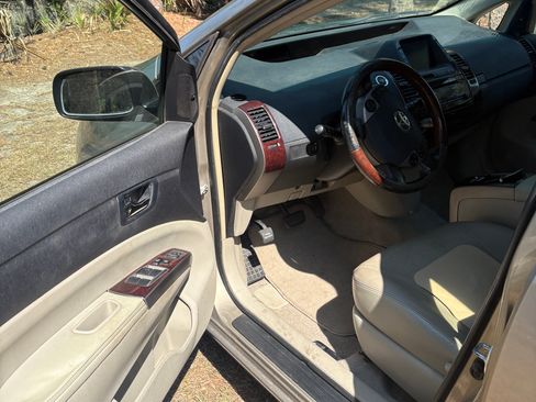 Used 2008 Toyota Prius Touring FWD image 10